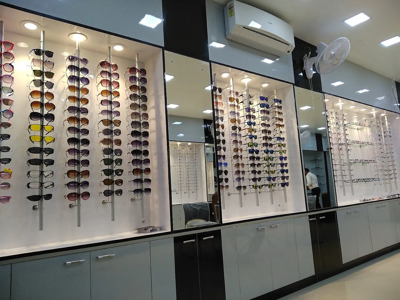 store_image